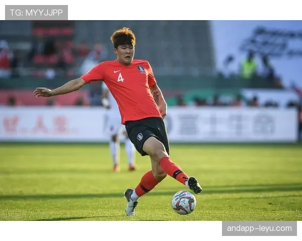 Foden训练场趣事曝光：幽默瞬间引爆球迷热议