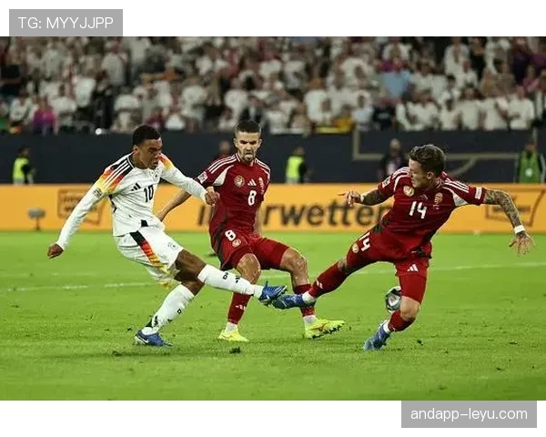 穆西亚拉持续进化，以超越年龄的成熟度扛起球队攻防核心重任