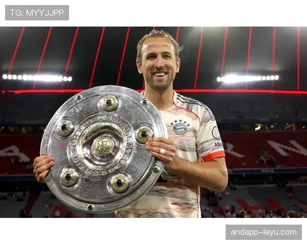 哈里·凯恩荣膺英格兰年度最佳球员，展现卓越进攻天赋与领导力